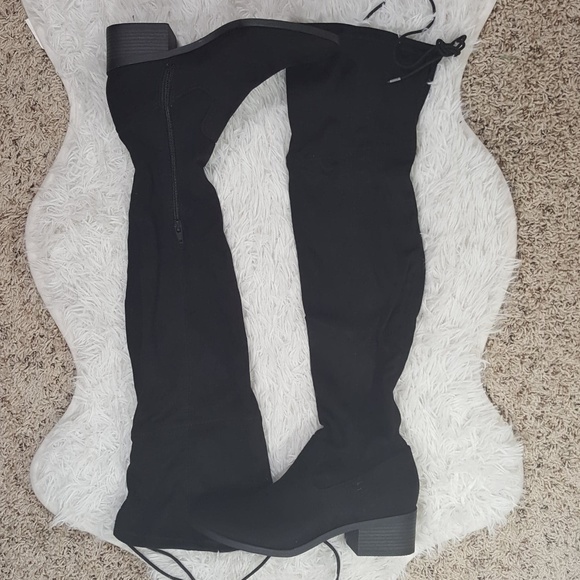 SM New York Tall Over The Knee Boots NWT Size 9 - Picture 4 of 8